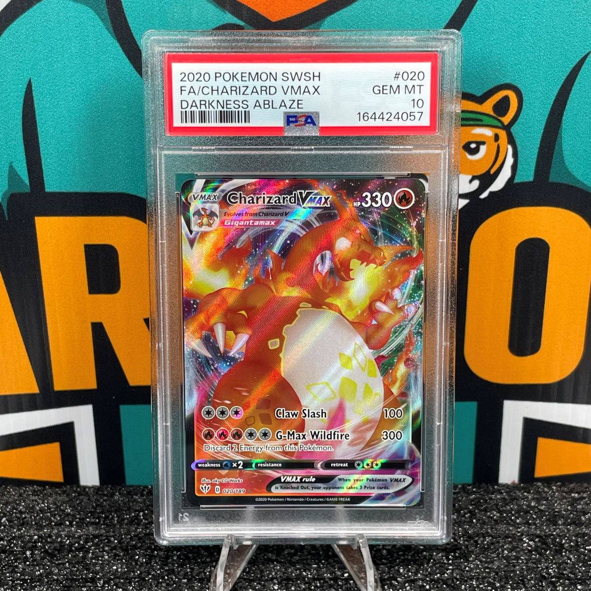 2020 Pokémon Sword & Shield Darkness Ablaze FA/Charizard VMAX #020 PSA 10