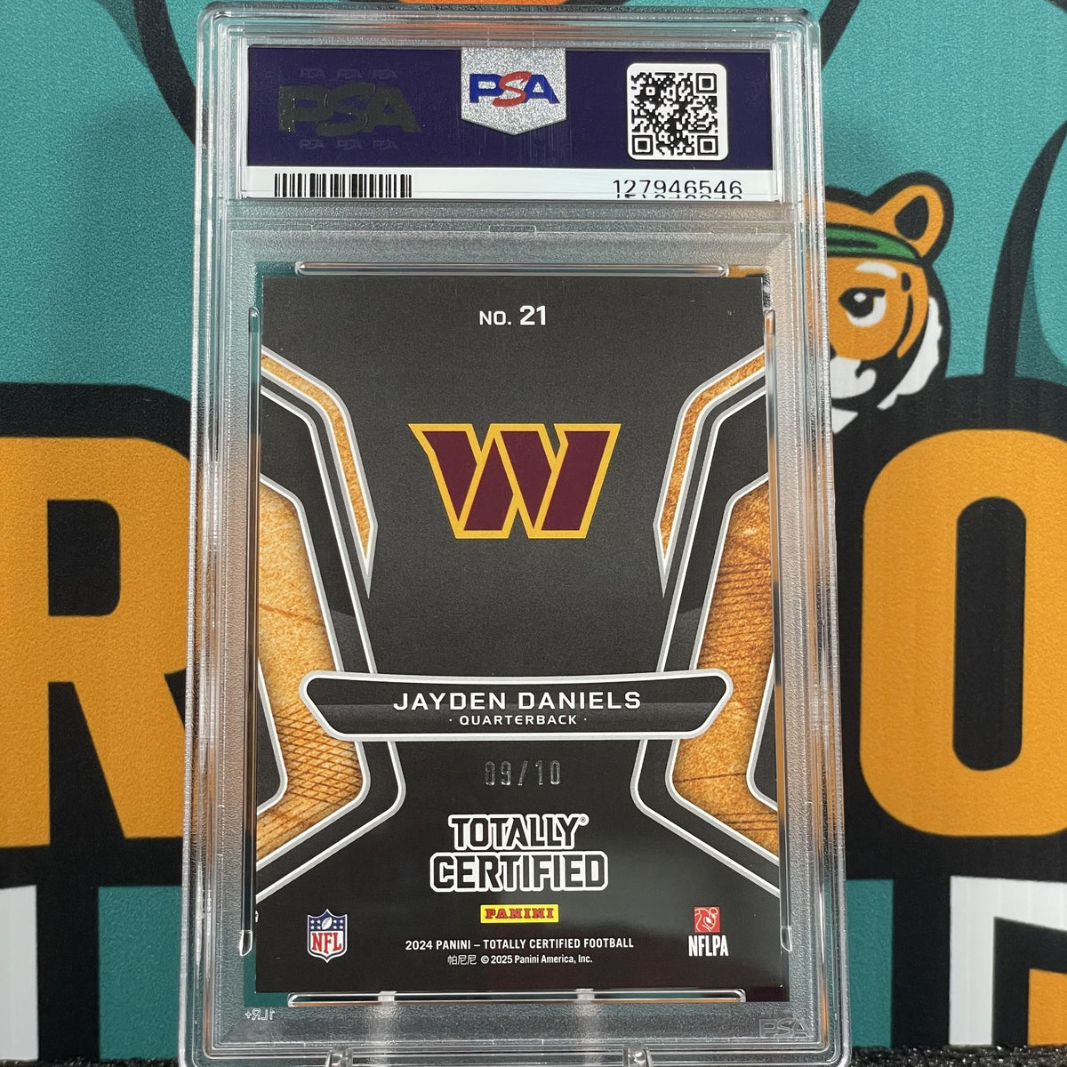 2024 Totally Certfied Jayden Daniels Gold Team-Mirror PLT #09/10 Gold Parallel #21 RC PSA 8 Washington Commanders Rookie Card